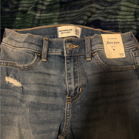 Abercrombie Kids Blue and Black Jeans - Picture 4 of 5
